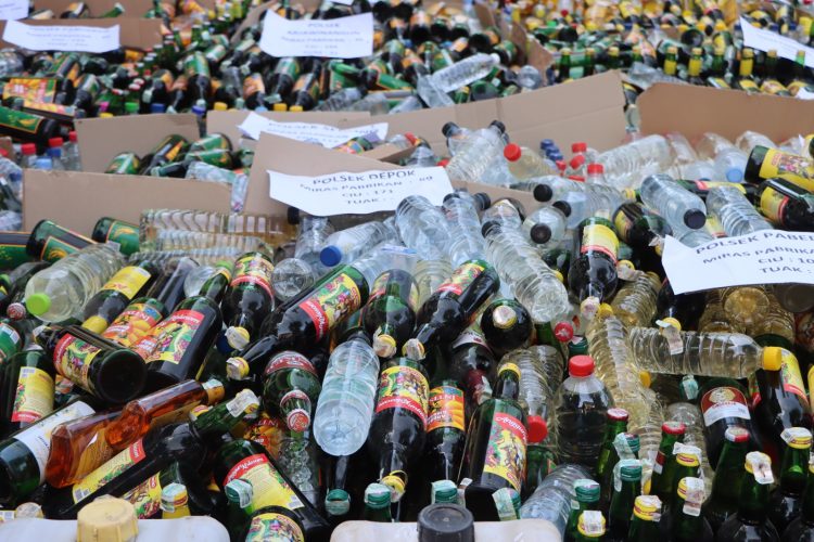 Operasi Lilin Lodaya 2024 Dimulai, Polresta Cirebon Musnahkan Ribuan Miras Berbagai Merek