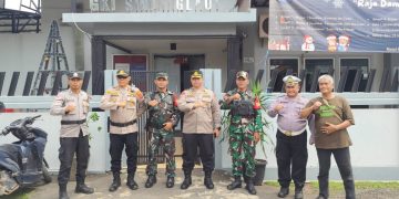 Jelang Natal, Polresta Cirebon Lakukan Pengamanan Gereja Saat Kebaktian Ibadah Minggu