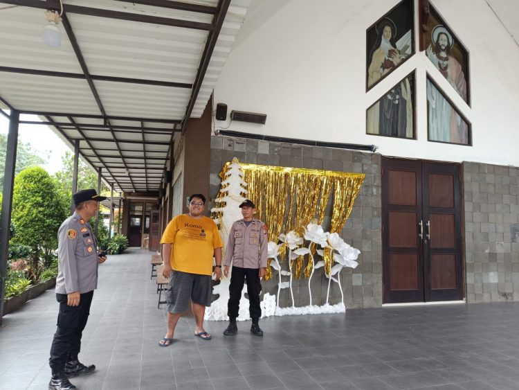 Polresta Cirebon Gelar Patroli Sebagai Persiapan Pengamanan Ibadah Natal