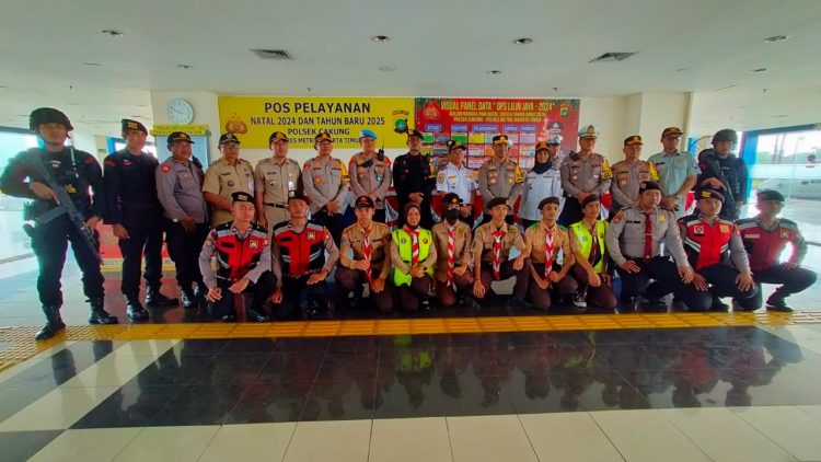 Lepas Mudik gratis di Terbus Pulogebang, Kapolres Metro Jakarta Timur dampingi Kementrian Perhubungan RI