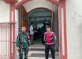 Babinsa dan Bhabinkamtibmas Amankan Kegiatan Ibadah Natal 2024 Wilayah Kota Cirebon. Kordinasi Efektif TNI POLRI.