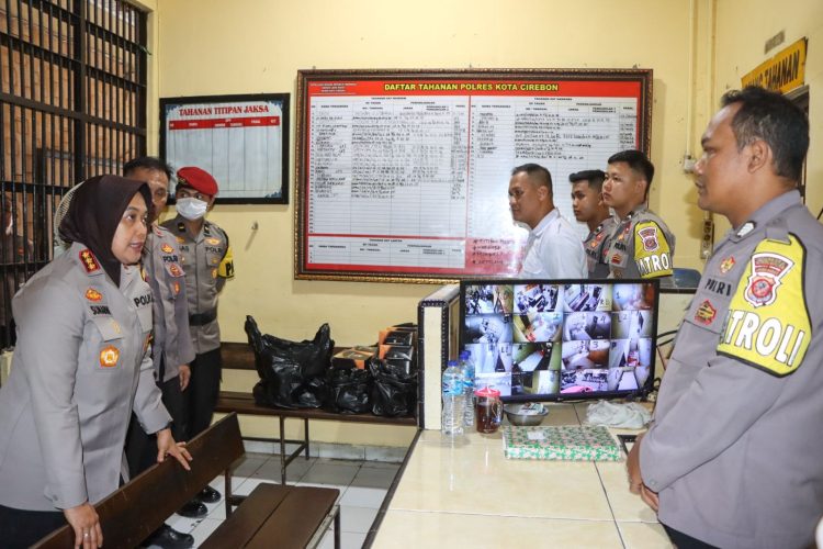 Kapolresta Cirebon Laksanakan Pengecekan Ruang Tahanan