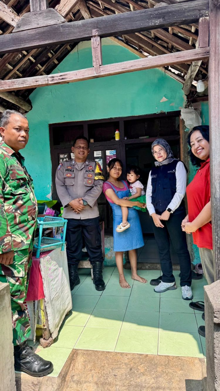 Babinsa Kel. Kebonbaru Laksanakan Kegiatan Pendampingan Pemberian Makanan Bergizi kepada Ibu Hamil dan Balita