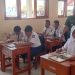 Monitoring dan Pendampingan Penyaluran Makanan Bergizi di SMPN 1 Gegesik oleh Serka Saefudin