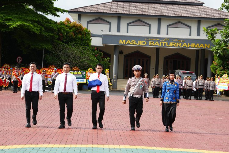 Keren, Baru Awal Tahun Kasat Reskrim Polresta Tangerang Sudah Terima Penghargaan Dari Kapolda Banten