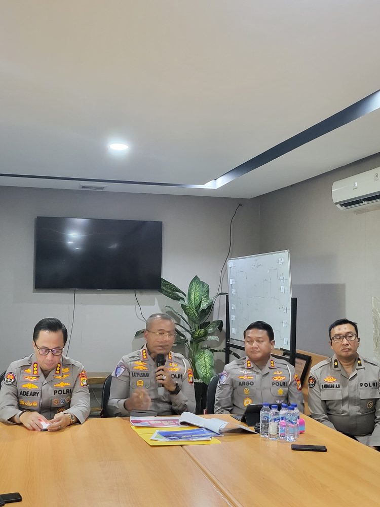 Ditlantas Polda Metro Jaya Terapkan Notifikasi Tilang ETLE via WhatsApp