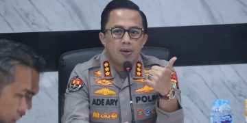 Kabid Humas Polda Metro Jaya Berikan Pengarahan dan Penghargaan untuk Anggota Berprestasi