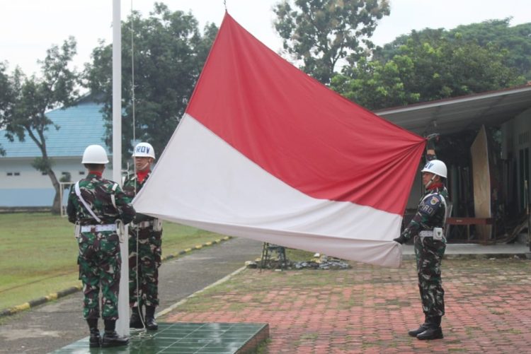 Upacara Bendera Merah Putih Berlangsung Khidmat di Lapangan Makodim 0620/Kab Cirebon