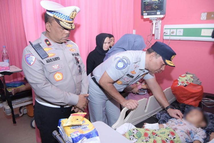 Rivan A. Purwantono : Jasa Raharja Santuni Seluruh Korban Kecelakaan Lalu Lintas di GTO Ciawi 2 Bogor.