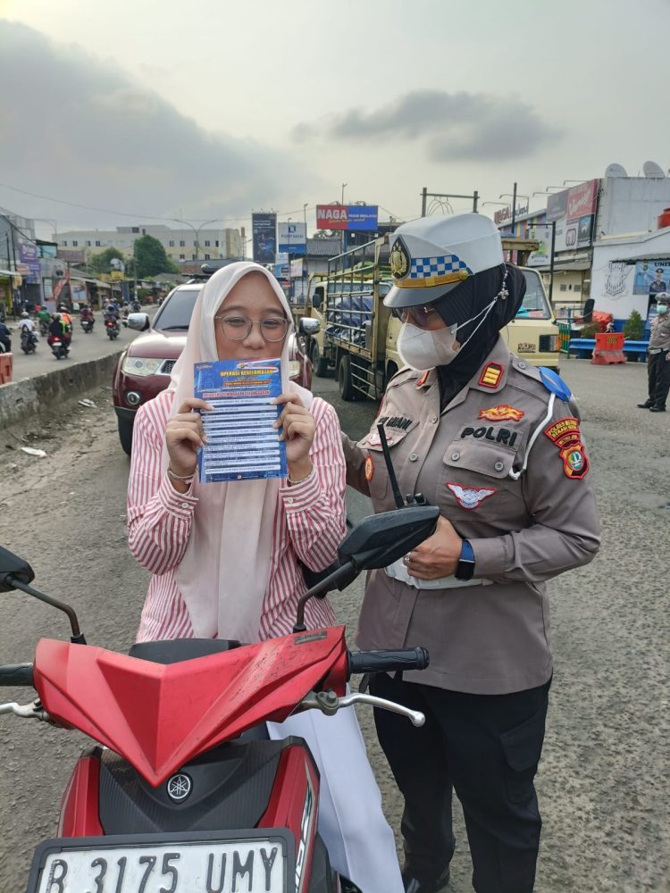 Unit Lantas Polsek Jatiasih Sosialisasikan Operasi Keselamatan Jaya 2025