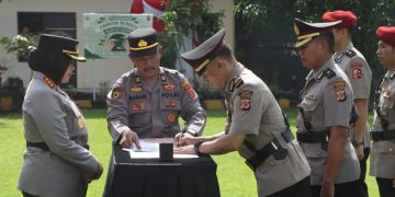Kapolresta Cirebon Pimpin Sertijab Para Kasat hingga Kapolsek Jajaran
