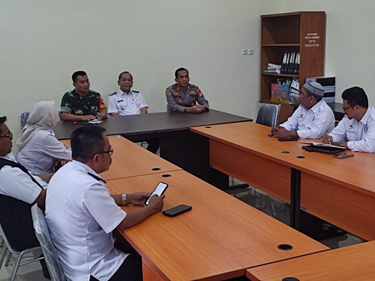 Kapolsek Bekasi Barat Rapat Koordinasi 3 Pilar Pelaksanaan MBG Di Wilayah Kecamatan Bekasi Barat