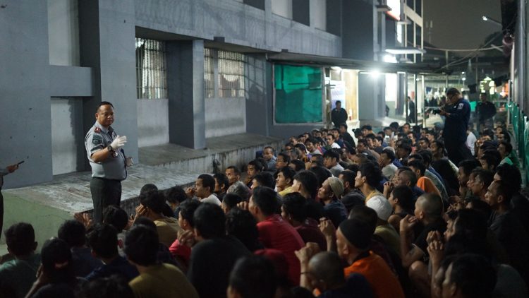 Cegah Gangguan Kamtib, Karutan Cipinang Pimpin Sidak Berantas Halinar