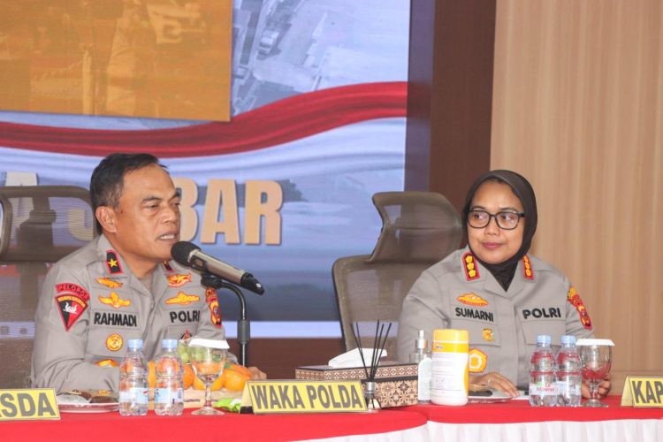 Wakapolda Jabar BRIGJEN POL Drs. K. Rahmadi, S.H., M.H., Lakukan Kunjungan Kerja di Polresta Cirebon