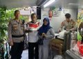 Polda Metro Jaya Dirikan Dapur Umum Bantu Korban Banjir di Bekasi