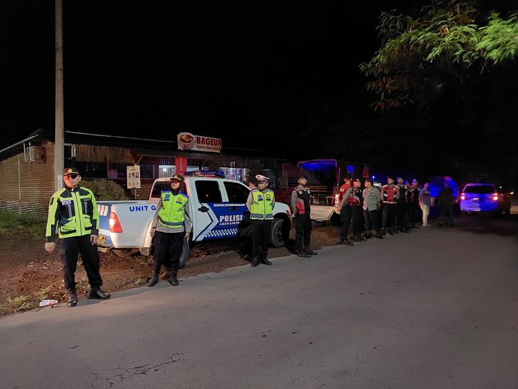 Polresta Cirebon Laksanakan Patroli Sahur Bangunkan Masyarakat dan Ciptakan Kondusivitas Selama Ramadhan