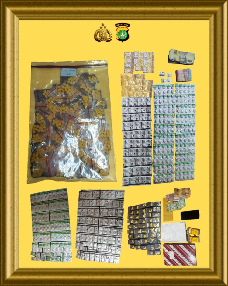 Polres Metro Bekasi Kota Berhasil Ungkap Peredaran Obat Terlarang dengan menyita Ribuan Butir Obat dan Mengamankan 6 orang Tersangka.