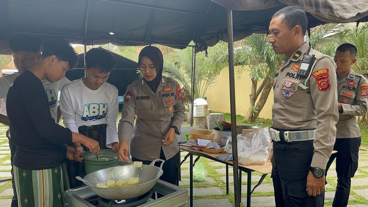 Di Hari Kedua, Pesantren ABH Angkatan 3 Polresta Cirebon Beri Keterampilan Pembuatan Es Lumut