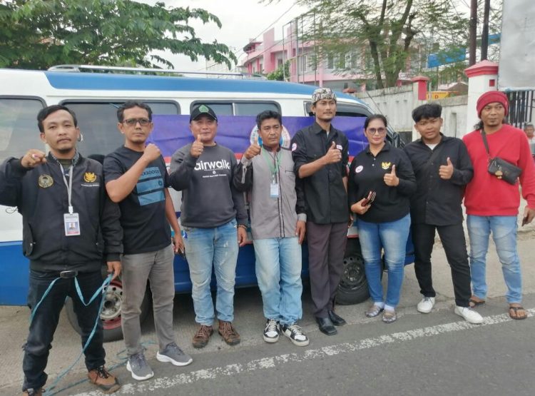 FWJI Korwil Kuningan Mengadakan Jum”at Berkah Pembagian Takjil Di Bulan Ramadhan Penuh Berkah