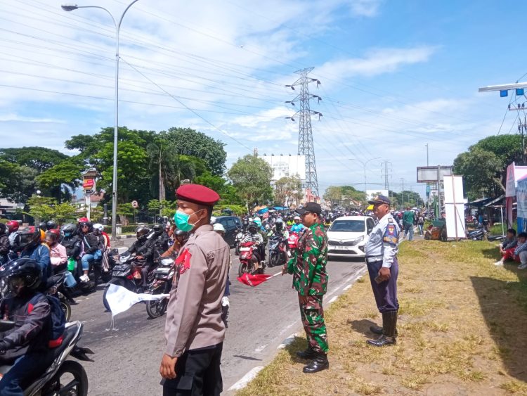 TNI-Polri Bersinergi Amankan Arus Mudik Lebaran Idul Fitri 1446 H – 2025 M.