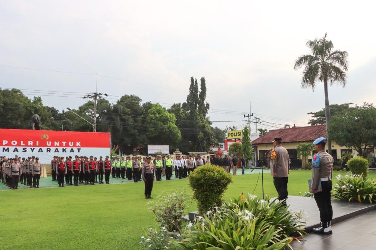 Wakapolresta Cirebon Pimpin Apel Kesiapan Pengamanan Malam Takbir Idul Fitri 1446 H Tahun 2025