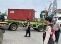 Polres Tanjung Priok – Ditlantas Polda Metro Jaya Berjibaku Gerak Cepat Atasi Macet Akibat Lonjakan Truk Peti Kemas