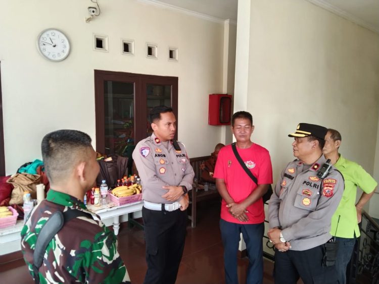 Polresta Cirebon Laksanakan Pengamanan dan Pengawalan Perjalanan Bhikku Thudong