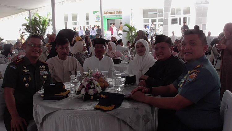 Halal Bi Halal dan Syukuran Pelantikan Walikota dan Wakil Walikota Cirebon.