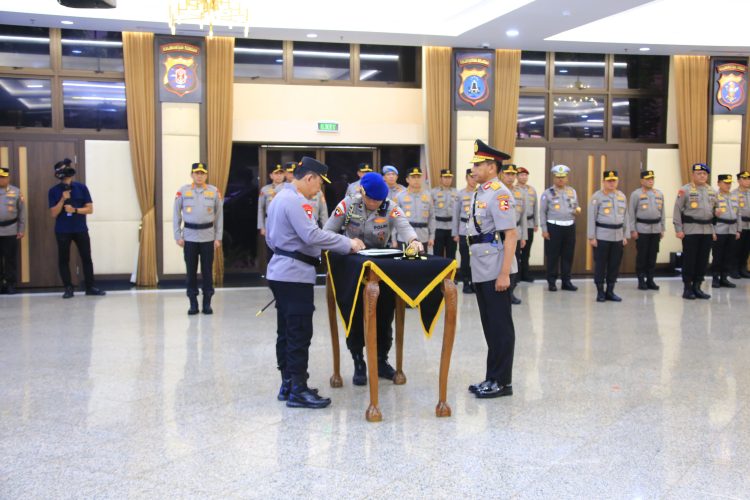 Polri Lakukan Mutasi dan Promosi Jabatan untuk 49 Pati dan Pamen, Termasuk Jabatan Kapolda Jabar