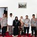 Kapolresta Cirebon Takziah ke Rumah Duka Alm KH Muhammad Nawawi Umar, Pengasuh Ponpes Kempek