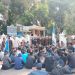 Polres Cirebon Kota Amankan Aksi Penyampaian Pendapat DPD KNPI di Depan Balai Kota.