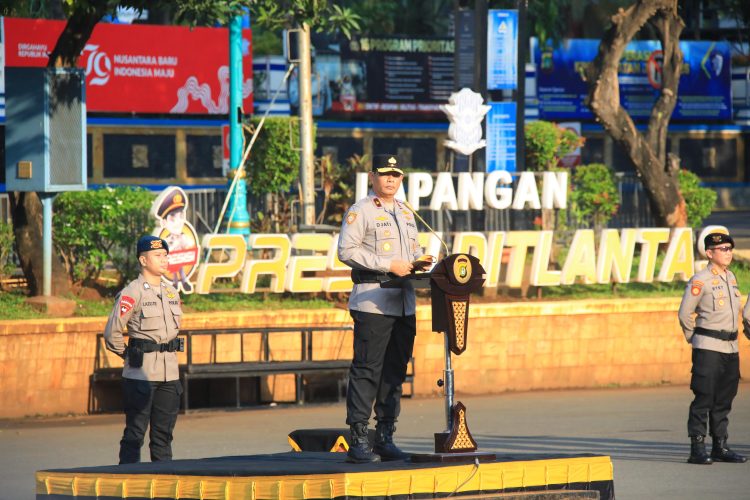 Wakapolda Metro Jaya Pimpin Apel Pengecekan Personel Dan Sarpras Ditsamapta