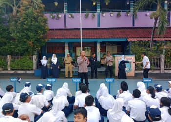 Polres Metro Jakarta Timur Berikan Penyuluhan Bahaya Tawuran kepada Siswa SMPN 158 Jakarta