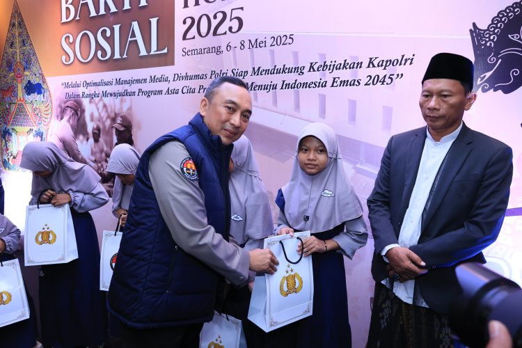 Rakernis Humas Polri 2025 Dibuka dengan Bakti Sosial dan Bakti Kesehatan di Akpol Semarang