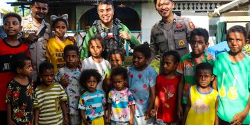 Satgas Humas Ops Damai Cartenz-2025 Gelar Kegiatan Humanis di Entrop, Jayapura