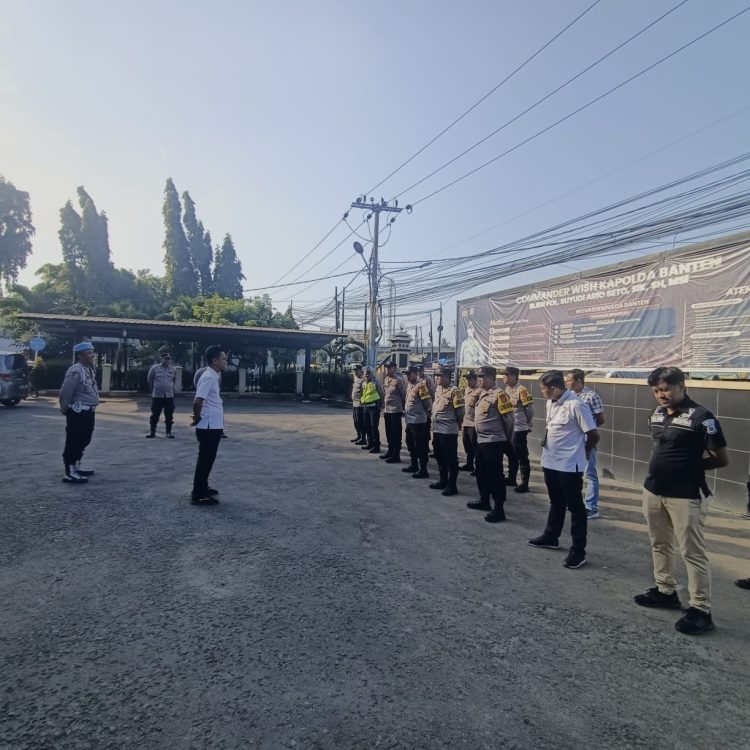 Bentuk Kesiapan dan Pelayanan Masyarakat Personil Polsek Balaraja Apel Pagi Sebelum Pelaksanaan Tugas