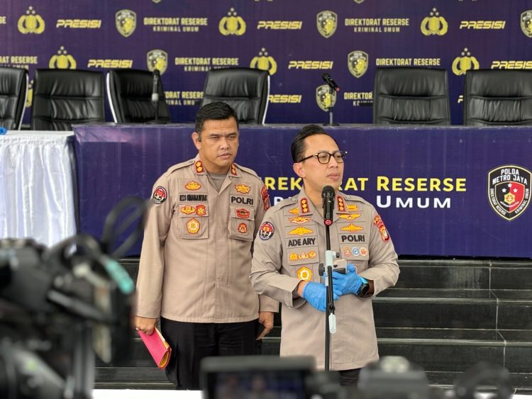 Polda Metro Jaya Tertibkan 1.493 Atribut Ormas Selama Operasi Berantas Jaya 2025