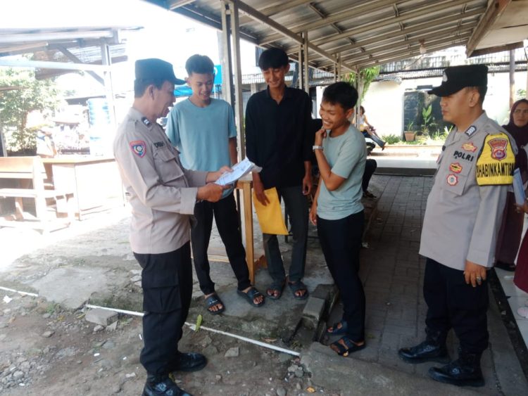 Sambang & Poliran (Polisi Peduli Pengangguran) di Desa Binaan Anggota Bhabinkamtibmas Polsek Balaraja Ajak Masyarakat Jaga Kamtibmas di Wilayah