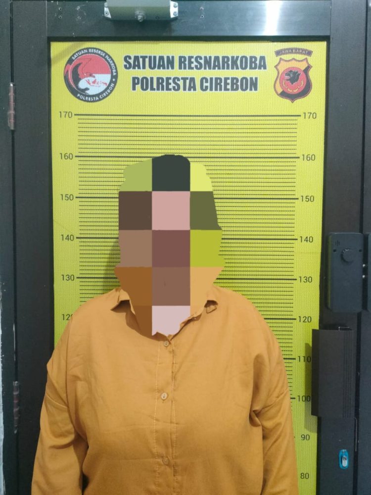 Edarkan OKT, Polresta Cirebon Amankan IRT di Rumahnya