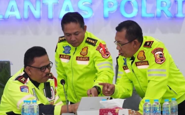 Kakorlantas Minta Kepada Seluruh Jajaran Layani Masyarakat dengan Tulus dan Ikhlas