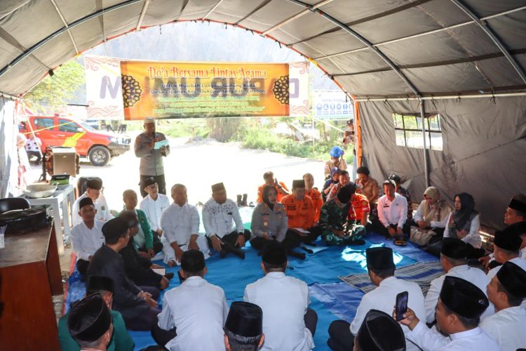 Doa Bersama Lintas Agama digelar untuk Korban Longsor Gunung Kuda