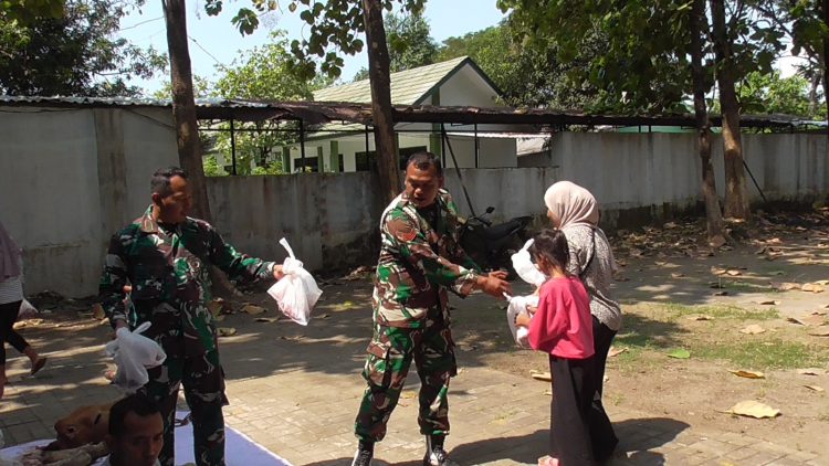 Kodim 0614/Kota Cirebon Gelar Sholat Idul Adha dan Penyembelihan Hewan Kurban pada Hari Raya Idul Adha 1446 H/2025 M