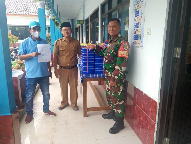 Babinsa Kelurahan Sunyaragi Monitoring Program MBG di SDN Sunyaragi 