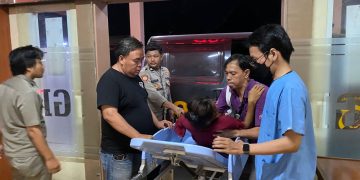 Polisi Sigap Evakuasi Ibu Pendarahan Tengah Malam ke RSUD Waled: Respon Cepat 110 Polsek Pabuaran