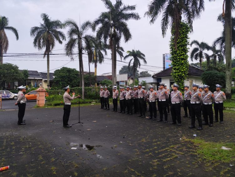 SATLANTAS POLRESTA TANGERANG GELAR APEL FUNGSI, TEKANKAN PELAYANAN MAKSIMAL KEPADA MASYARAKAT