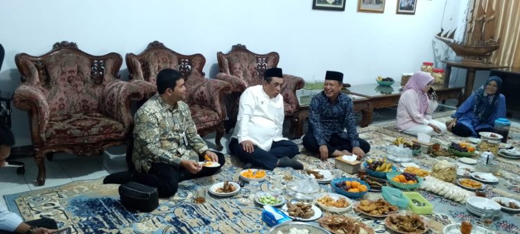 Danramil 1401/Kesambi Dampingi Kunjungan Kerja Deputi BBN di SPPG Kesambi.