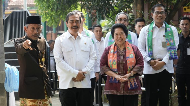 Ribuan Klien BAPAS Serentak Lakukan Aksi Sosial, Wujud Kesiapan Implementasi Pidana Alternatif