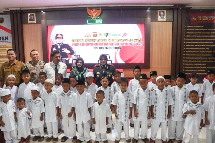 Khitanan Massal Polresta Cirebon, Wujud Kepedulian Polri terhadap Kesehatan Anak di Hari Bhayangkara ke-79