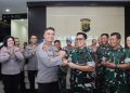 Kodim 0503/JB Beri Kejutan Hangat untuk Polres Metro Jakarta Barat di Hari Bhayangkara ke-79