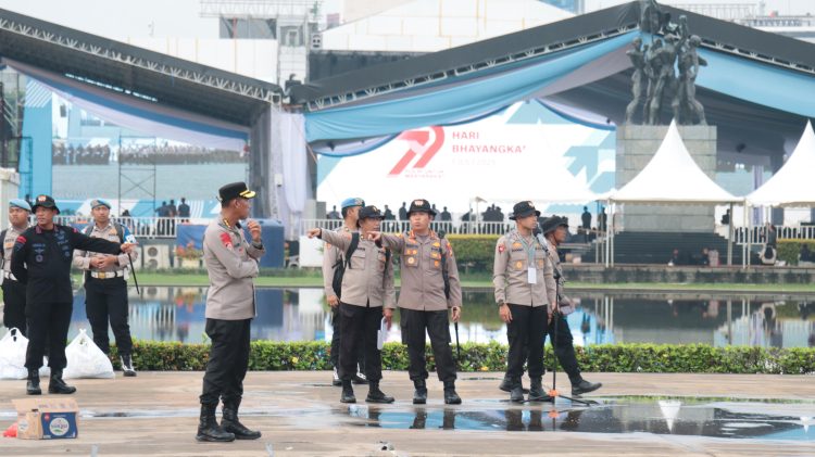 5.888 Personel Gabungan Amankan HUT Bhayangkara ke-79 di Monas, Presiden Prabowo Dijadwalkan Hadir